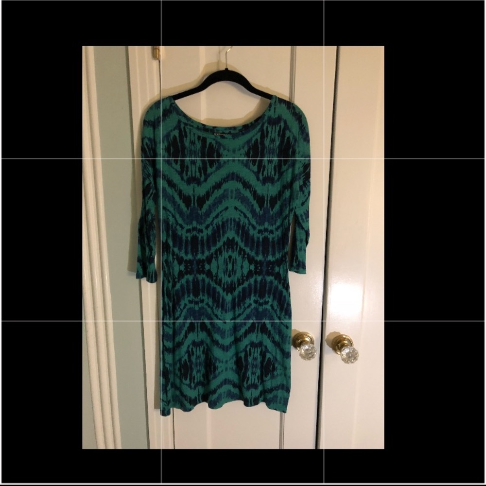 Express dress size M